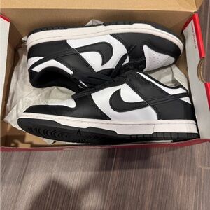 Nike Dunk Low Retro in Red Box